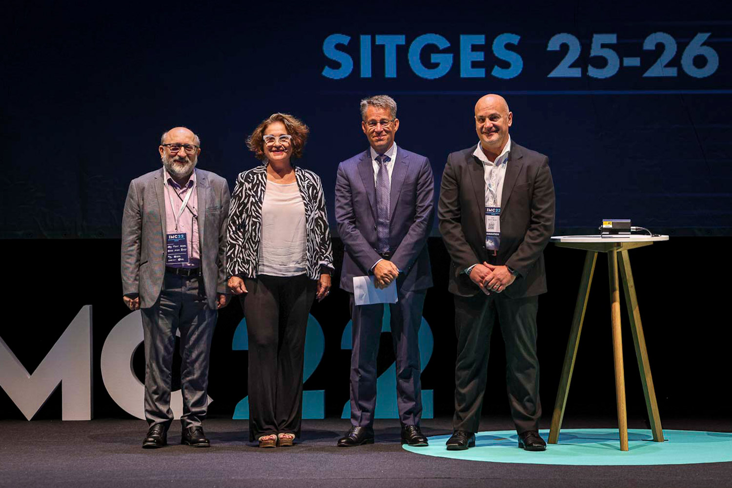 (d’esquerra a dreta) El director general de l’ATM de Barcelona, Pere Torres, l’alcaldessa de Sitges, Aurora Carbonell, l’ambaixador de Suècia a Espanya, Teppo Tauriainen i el director de l’IMC, Joan Serra > IMC. Jordi Borràs