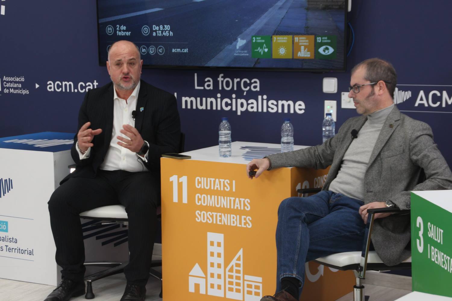 oan Serra i Carles Labraña en el debat municipalista > ACM