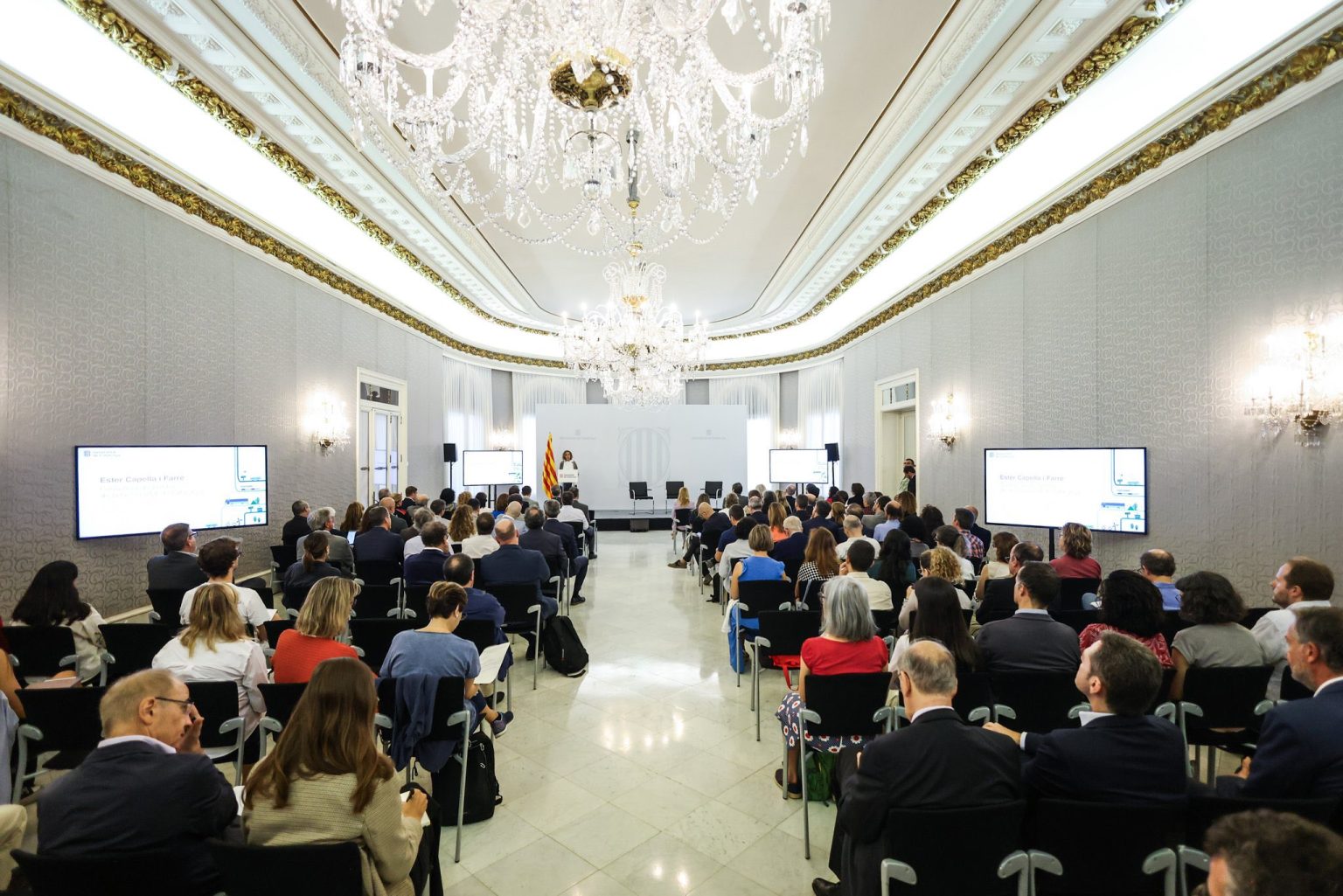Presentació del projecte al Palau de Pedralbes >Economia i Hisenda