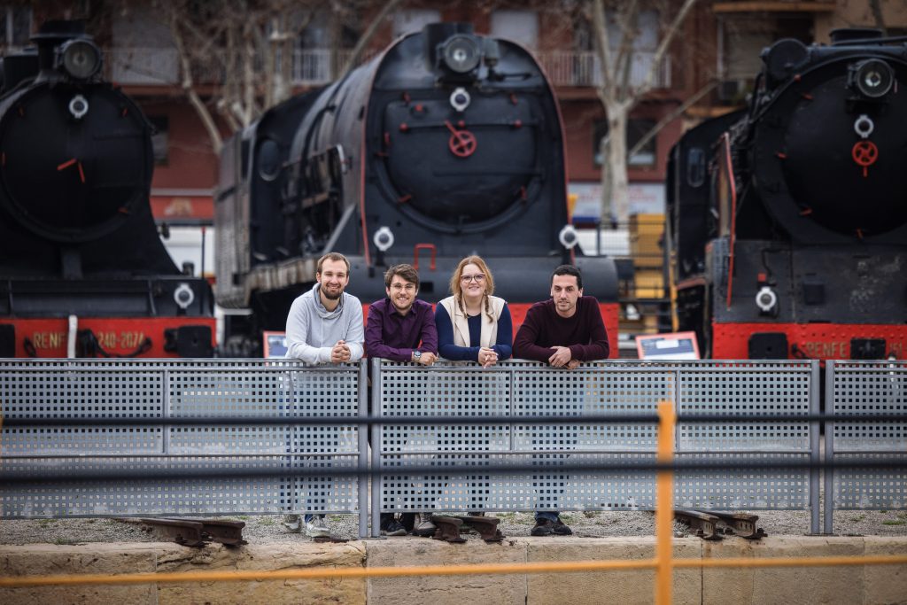 Carles García, Pol Méndez, Georgina Monasterios i Arnau Comajoan al Museu del Ferrocarril de Catalunya ©ƒotos del debat: AMTU, Jordi Borràs